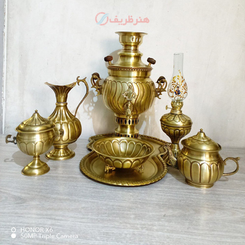 خرید، قیمت و مشخصات سرویس 7 پارچه سماور ذغالی برنجی 3 لیتری، توپی آینه پیچ با کیفیت با گارانتی معتبر _ هنرظریف