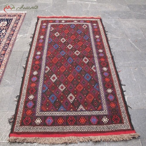 خرید آنلاین، گلیم دستبافت قوچان کد 39842 در طرح قابی، بافت بسیار با دوام با رنگ زمینه و حاشیه الوان، با قیمت مناسب | هنرظریف