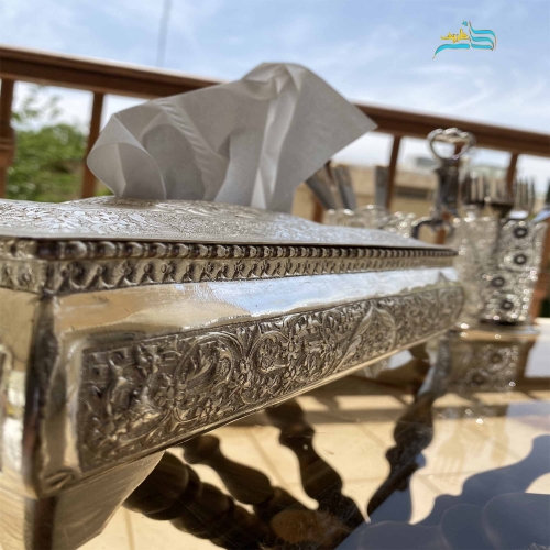 جادستمال‌کاغذی نقره‌اندود اصفهان با روکش محافظ و ثبات رنگ