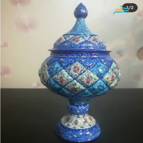 نمای تمام‌نمای قندان میناکاری مسی شیک با طراحی زیبا و اصیل