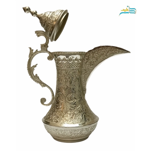 نمای اختصاصی از آبکاری نقره برای نمایش درخشش و کیفیت رنگ.