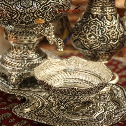 سرویس سماور قلمزنی برنجی ۶ لیتری آبکاری نقره و سیاه قلم