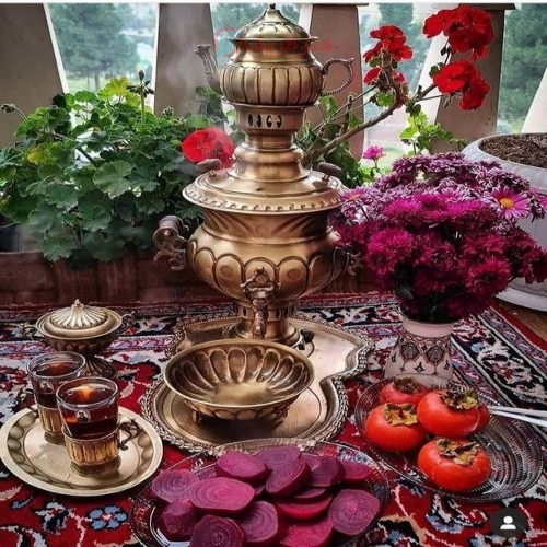 نمای کامل از سرویس سماور نانو شده، نمایش فرم و زیبایی کلی.