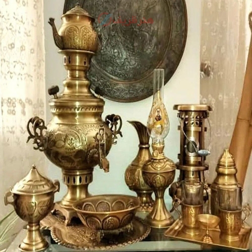 سماور ذغالی برنجی 4 لیتری 13 پارچه، قلم دست اعلاء و سنگین وزن