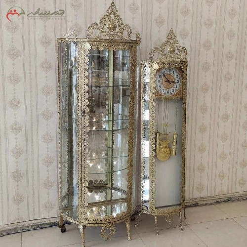 ست بوفه سه طبقه و ساعت ایستاده زمینه سفید تمام برنزی کد 8011 در طرح گل رز - هنرظریف