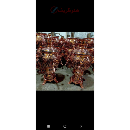 نمای کامل سماور گازی مسی ۶ لیتری قلمزنی با طراحی سنتی و بدنه ورق ضخیم.