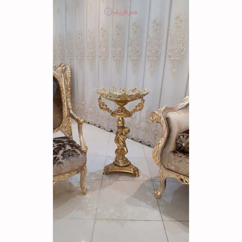 میوه خوری کنارسالنی طرح پسر بچه، جنس آلیاژ آلومینیوم، آبکاری برنز - هنرظریف